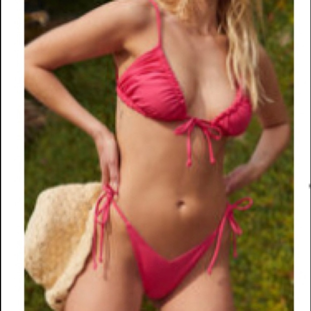 Kendall & Kylie Raspberry Bikini